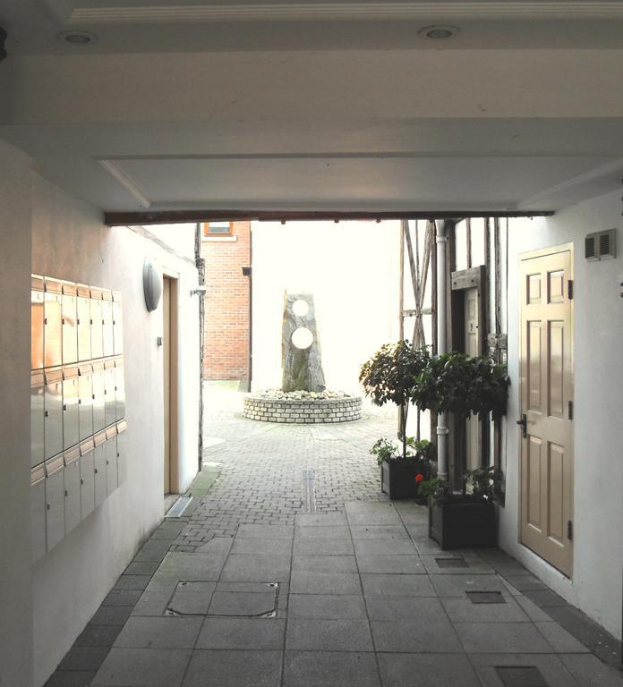 11 Talbot Court *